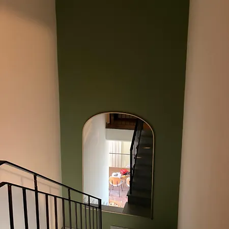 Liber House * ברברסקו